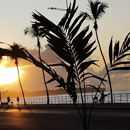 Kitnets Com Ar Condicionado Na Praia Salvador Exterior foto