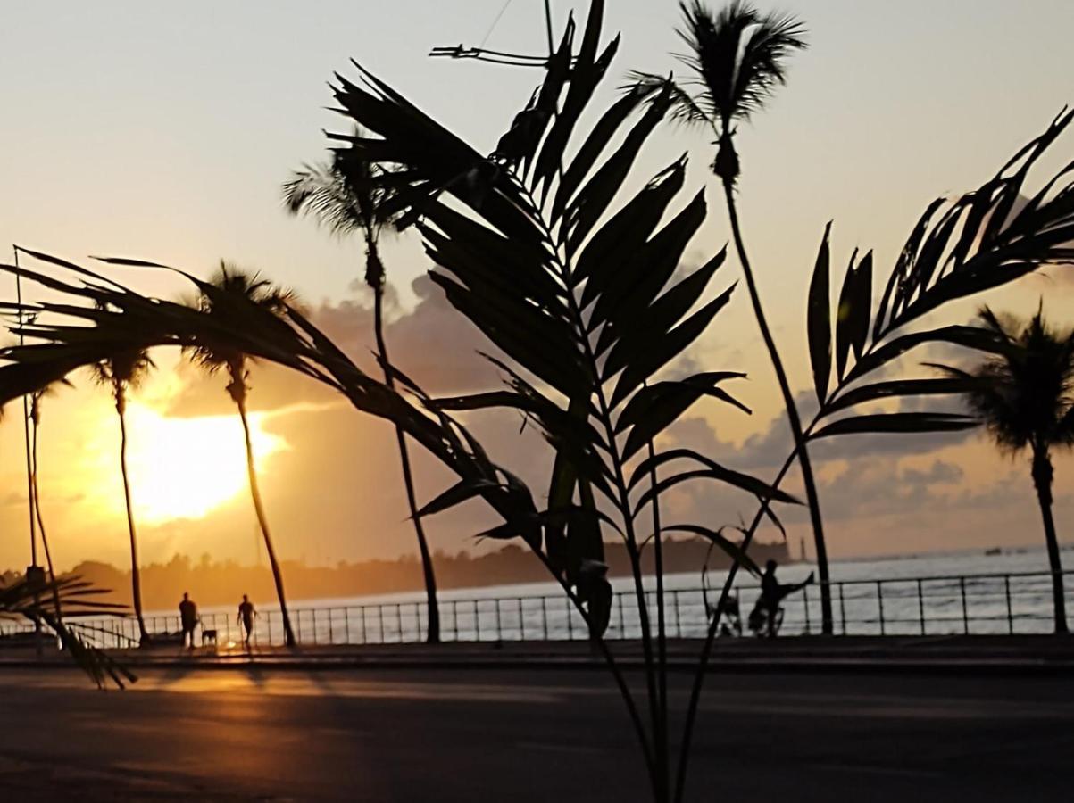 Kitnets Com Ar Condicionado Na Praia Salvador Exterior foto